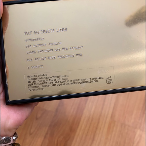 Pat McGrath Divine Rose Palette - Picture 5 of 5